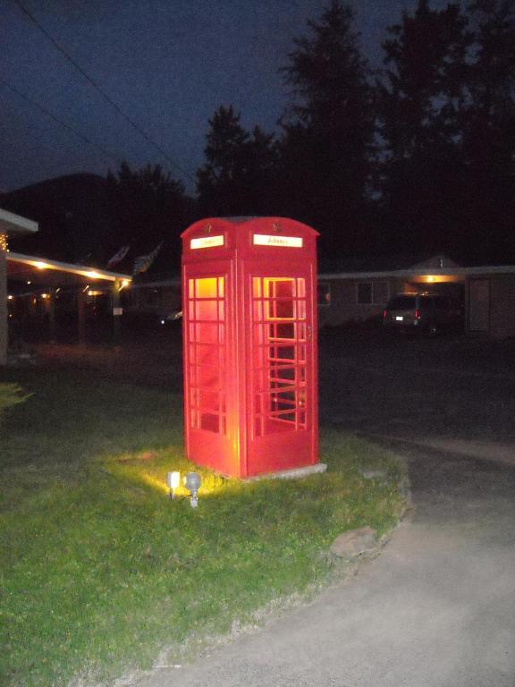 Johnny'S Motel Grand Forks Luaran gambar