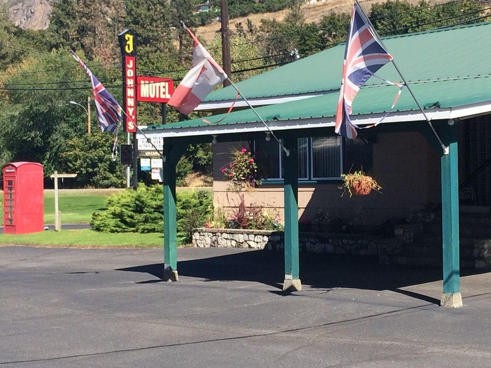 Johnny'S Motel Grand Forks Luaran gambar