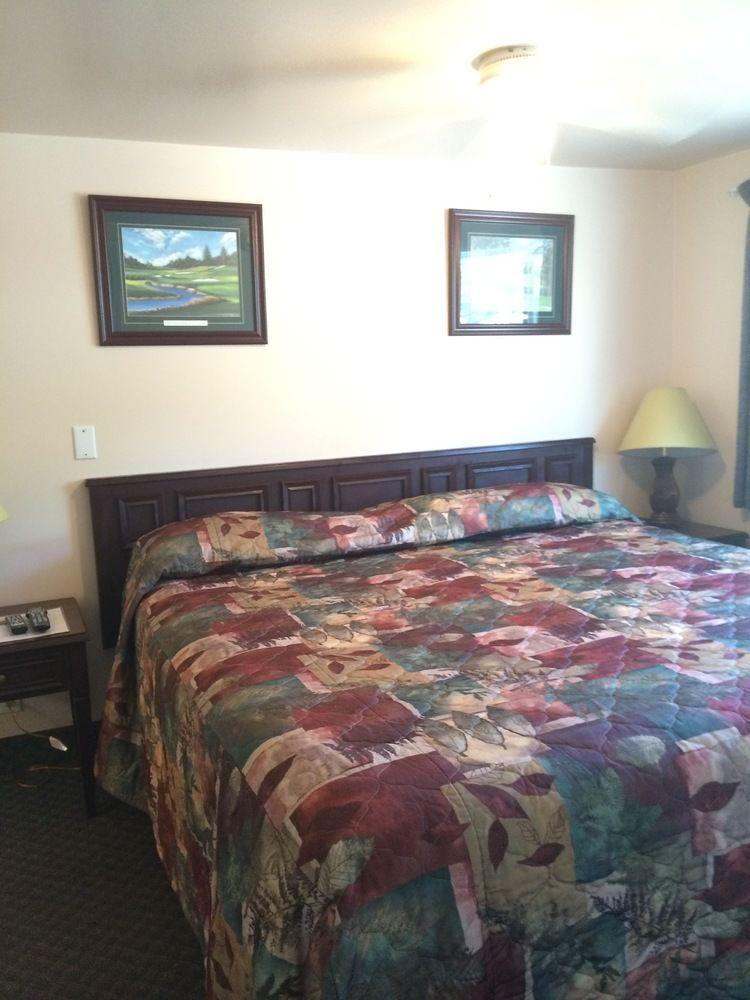 Johnny'S Motel Grand Forks Luaran gambar